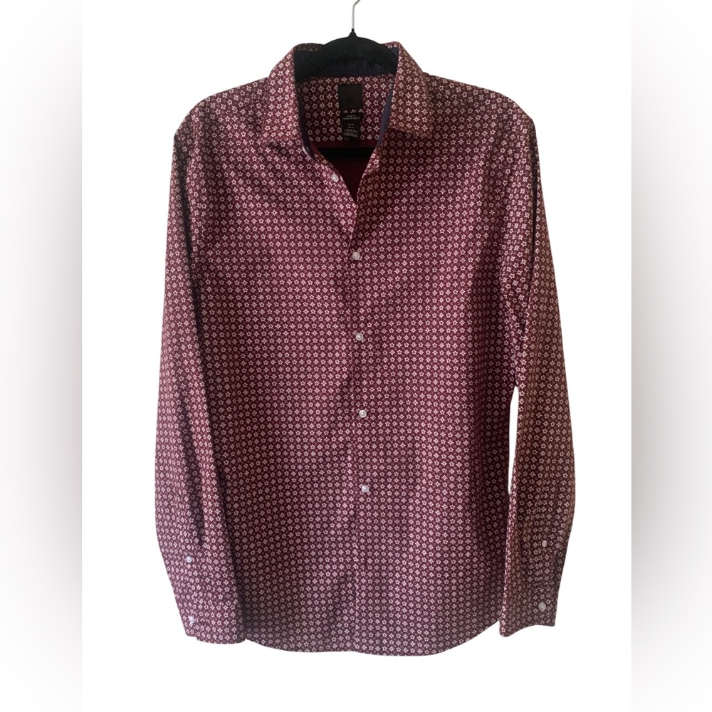 NWOT H&M Men's Burgundy Geometric Button Down Shirt 65% Polyester.Slim Fit